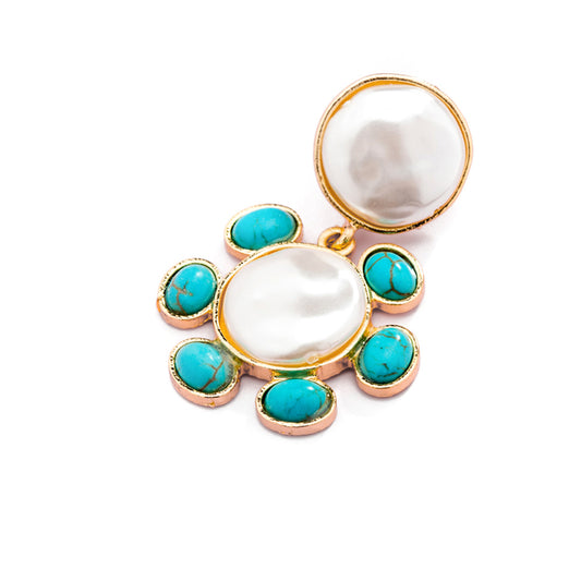 Fashionable Turquoise Earrings Popular Among Women